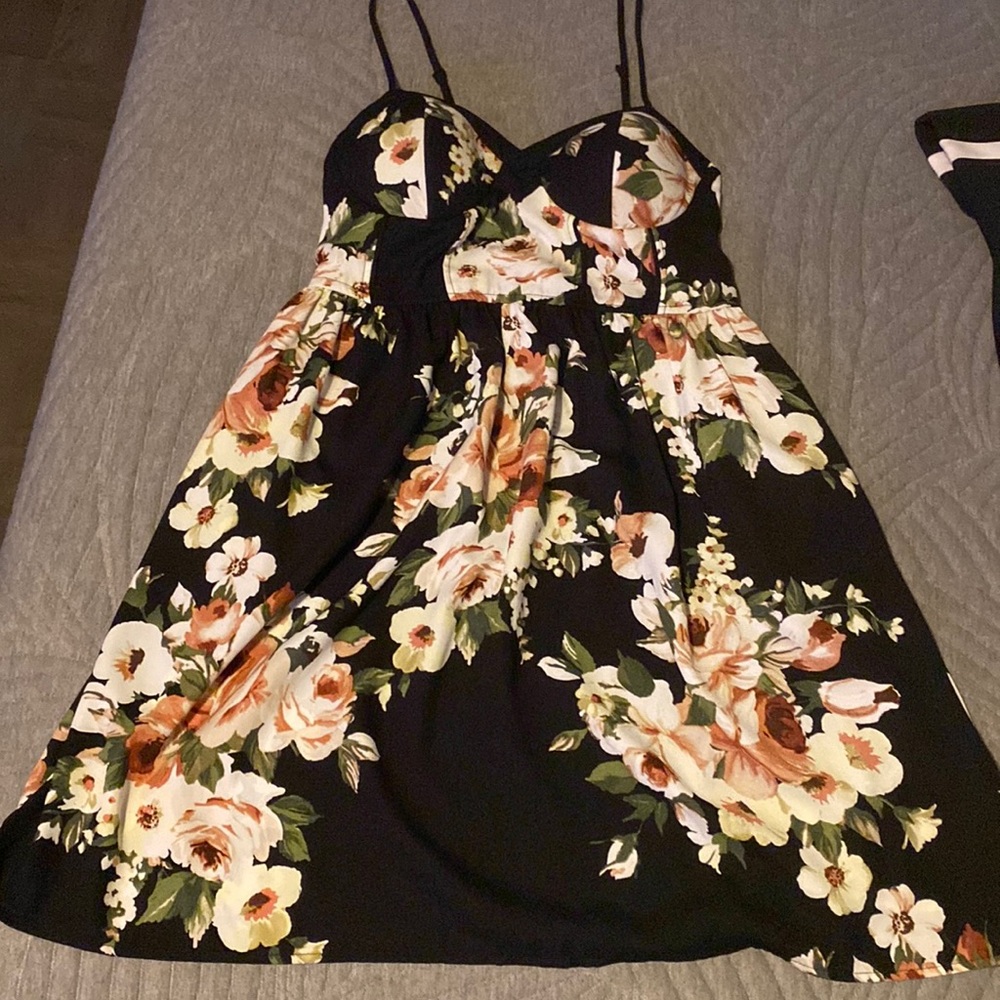 Xhilaration dress with flare bottom